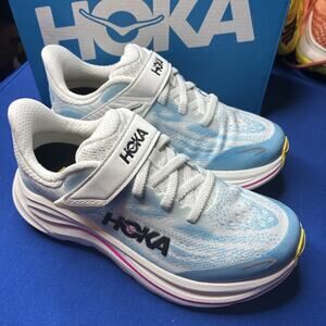 Hoka Clifton 10 Frost Soaring Blue Sneakers Little Kids Size 1.5 MD 1168873-FGB